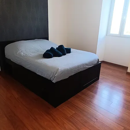 - Les Hirondelles 度假居