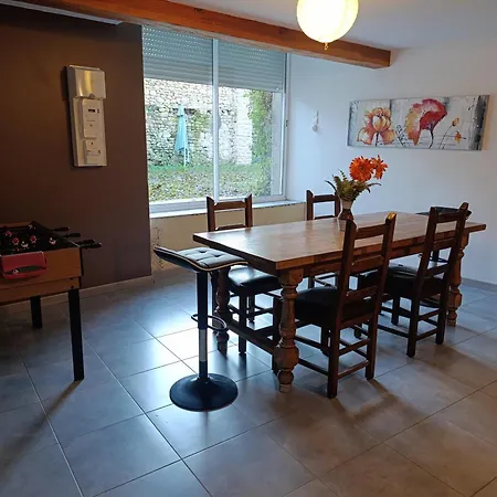 - Les Hirondelles * La Feuillie (Manche)